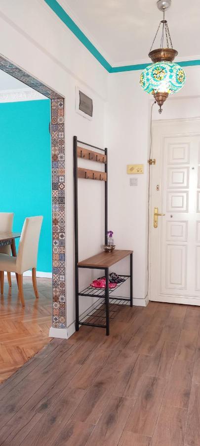 Daire Sunsets, Seaview, Next To Old Town, 3 Bedroom Elevator Antalya